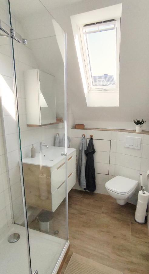 Homestay 123 Zimmerfrei Schoneck