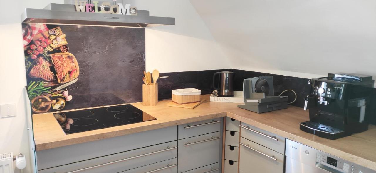 Homestay 123 Zimmerfrei Schoneck
